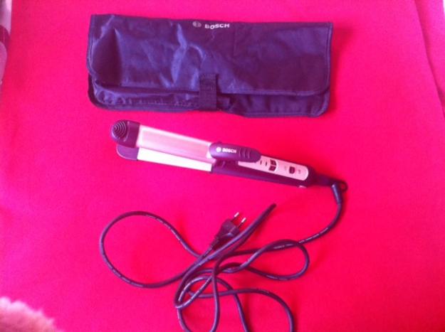 Plancha para el cabello con tenacillas Bosch PHC2520