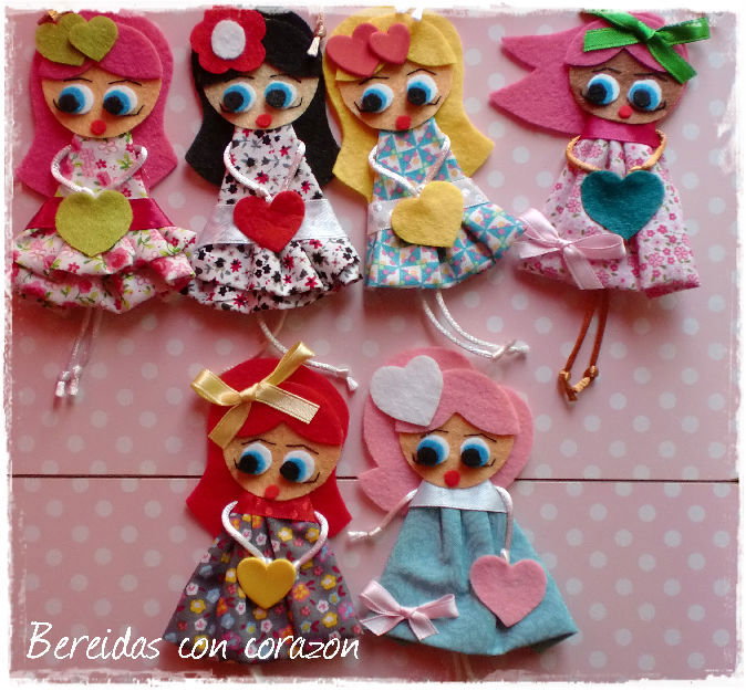 broches de fieltro. detalles de boda. oferta