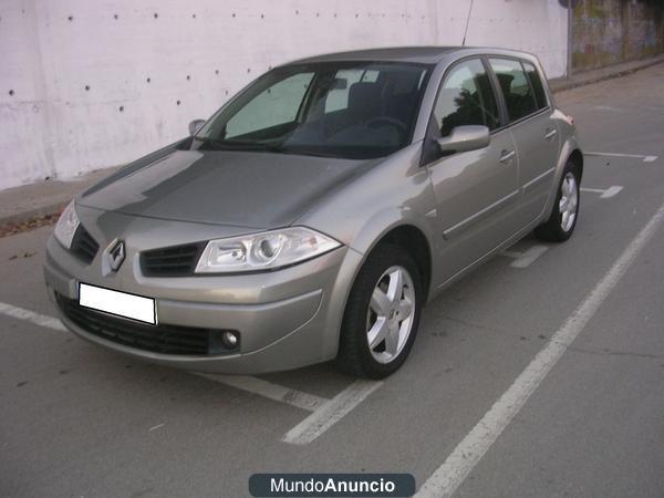RENAULT MEGANE 1.5 DCI 105 CV 6 VEL. EMOTION
