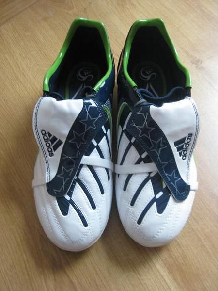 Vendo botas de fútbol Adidas Predator Absolion