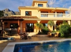 Chalet con 4 dormitorios se vende en Marbella, Costa del Sol - mejor precio | unprecio.es