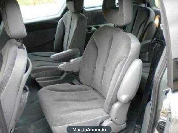 Chrysler Voyager LX 2.4