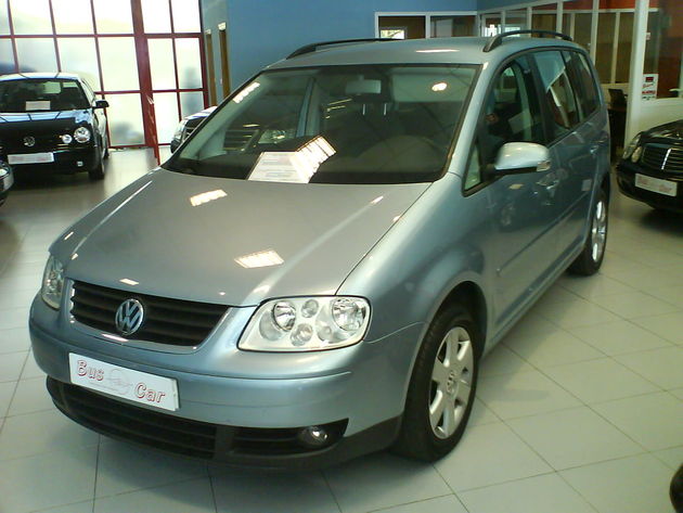 VOLKSWAGEN TOURAN 2.0 TDI 140 cv