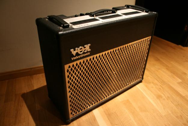 AMPLIFICADOR VOX AD100VT SEMI NUEVO