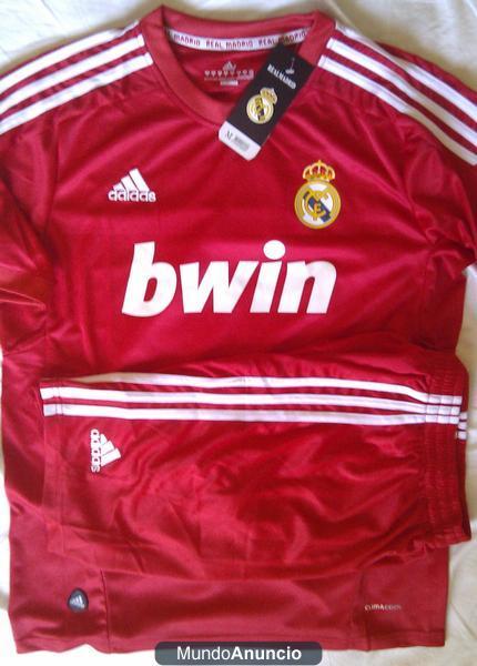 REAL MADRID ROJA CHAMPIONS CAMISETA y PANTALON 2012