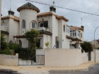 Chalet con 3 dormitorios se vende en Villamartin, Costa Blanca - mejor precio | unprecio.es