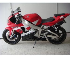 YAMAHA YZF R1