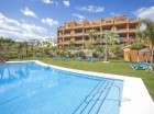 Apartamento con 2 dormitorios se vende en Benahavis, Costa del Sol - mejor precio | unprecio.es