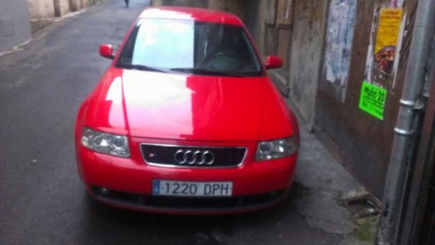 Audi A3  (modelo antiguo en muy buen estado)