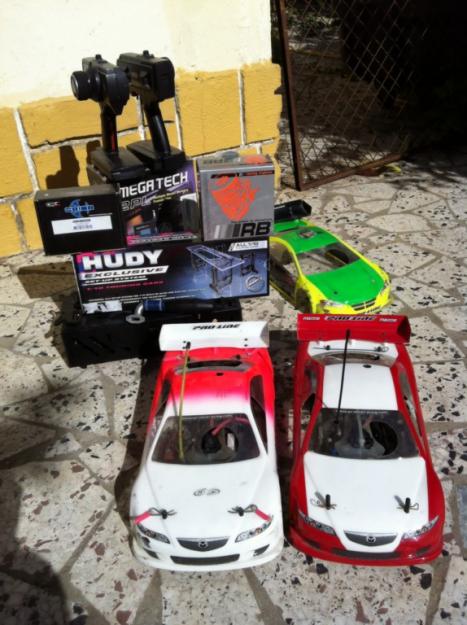 2 coches radiocontrol de gasolina Team Magic 1/10