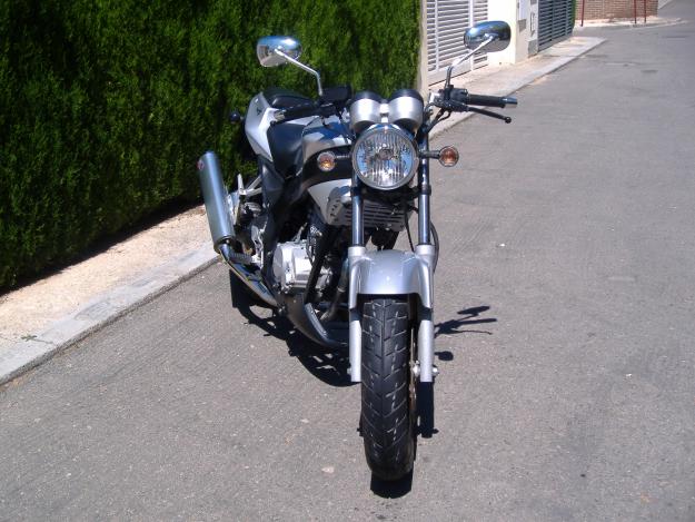 Daelim Roadwin 125cc