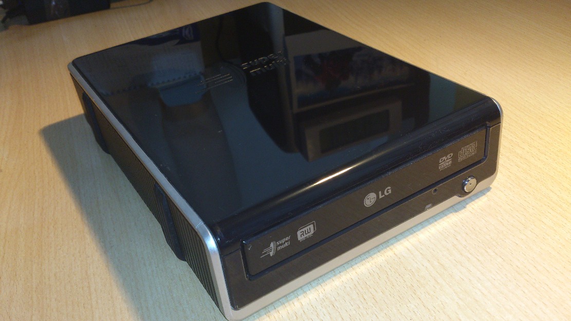 Grabadora externa LG CD/DVD+RW modelo GSA-2164D