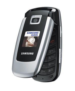 Samsung Z-230 (1 año de garantia) + 2 cargadores y 2 baterias originales Samsung