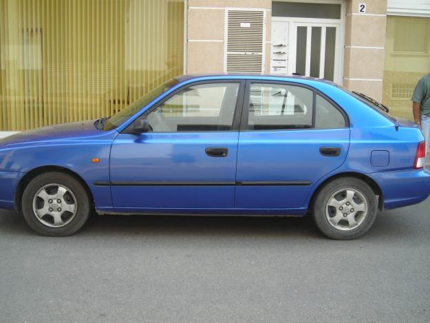 VENDO HYUNDAI ACCENT AZUL BUEN ESTADO