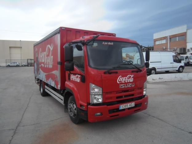 Camion Botellero Tautliner Isuzu FRR90