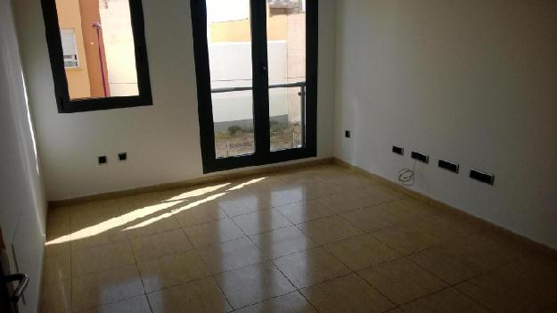 Piso con Terraza  y Garaje en Alquiler en Puerto del Rosario, Fuerteventura