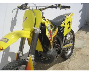 SUZUKI RM 250