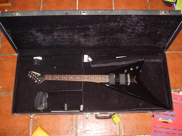 vendo guitarra jackson js30rr negra