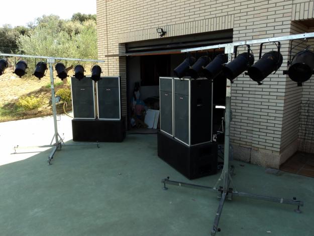 Equipo de sonido e iluminación para orquesta