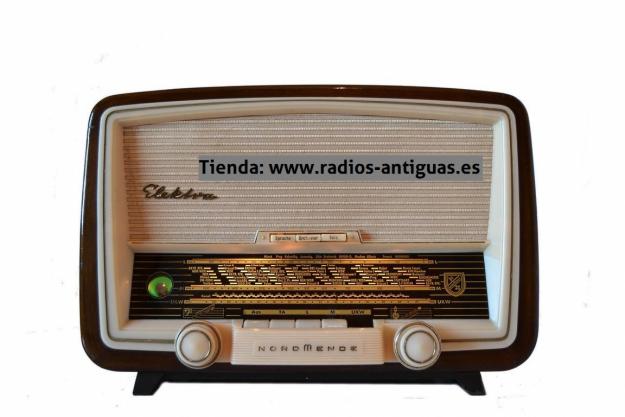 Radio antigua. tienda de radios antiguas