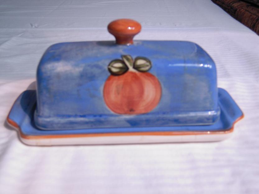Mantequillera de cerámica