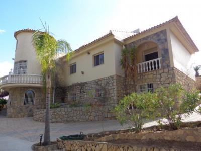 5b  , 3ba   in La Nucia,  Costa Blanca South   - 495000  EUR