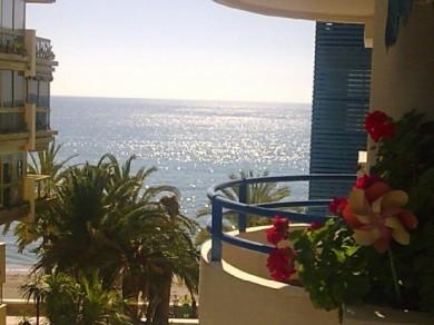Apartamento con 2 dormitorios se vende en Marbella, Costa del Sol