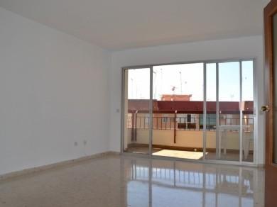 Apartamento con 3 dormitorios se vende en Fuengirola, Costa del Sol