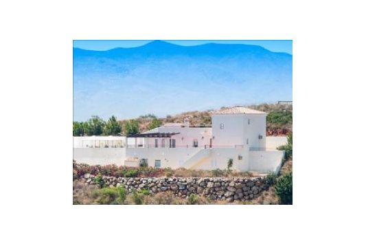 5 Dormitorio Chalet En Venta en Bedar, Almería