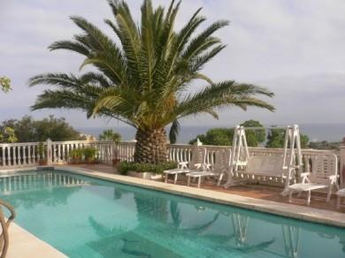 Chalet con 7 dormitorios se vende en Mijas Costa, Costa del Sol