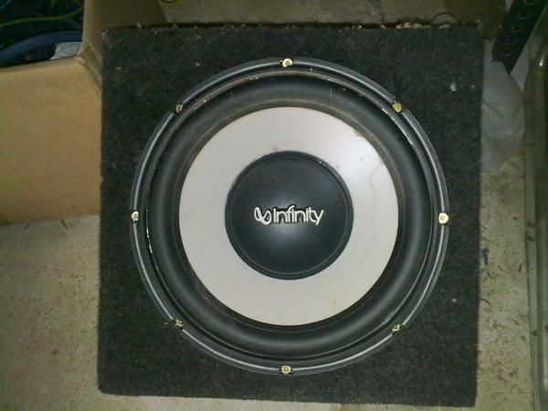 subwofeer 1000w, amplificador 400w y 2 altavoces ovalados 250w