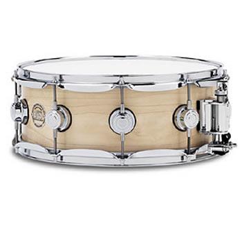 CAJA DW COLLECTOR'S SERIES SATIN OIL MAPLE - SOLID SHELL (CASCO SÓLIDO) - 14X5'5