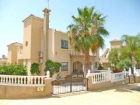 Chalet en venta en Villamartin, Alicante (Costa Blanca) - mejor precio | unprecio.es