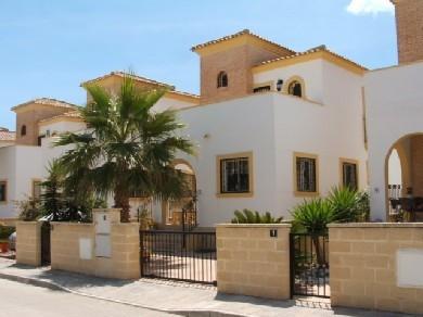 Chalet con 3 dormitorios se vende en Guardamar del Segura, Costa Blanca