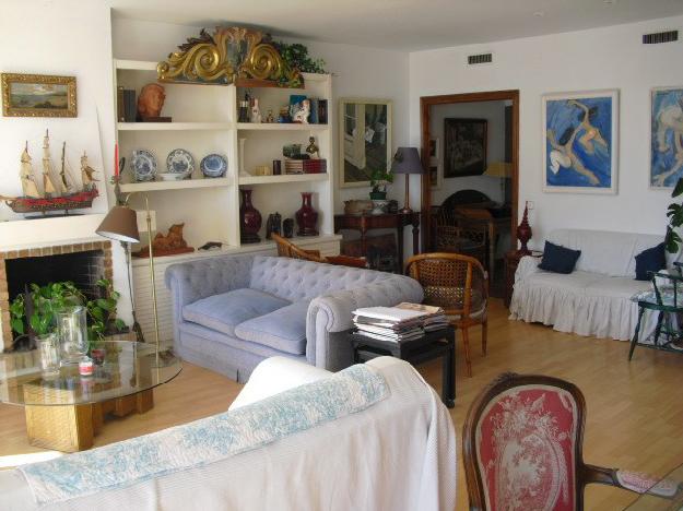 Bonito apartamento en alquiler en Sitges; Paseo Marítimo, 2ª Línea de Mar