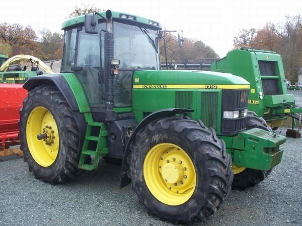 John Deere 7710