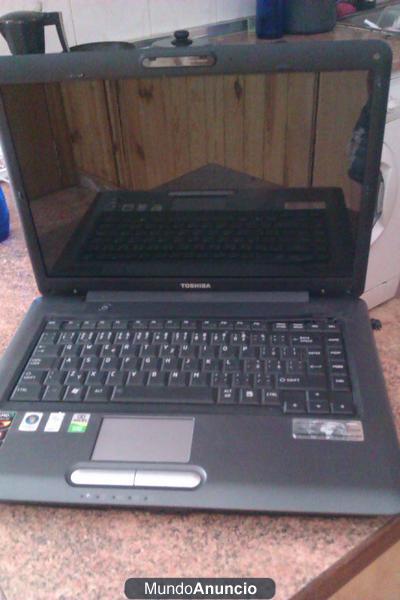 Vendo portatil Toshiba Satelite A300D 15.4\