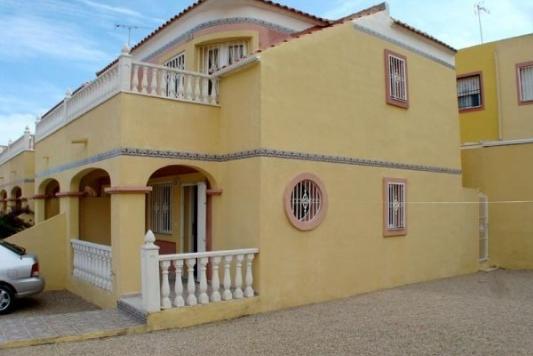 2 Dormitorio Casa En Venta en San Miguel de Salinas, Alicante