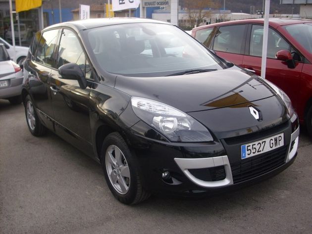 RENAULT SCENIC Dynamique 1.5 DCI 105 CV