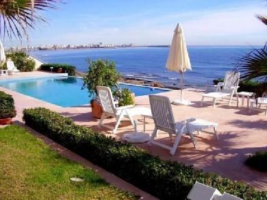 Chalet con 5 dormitorios se vende en Torrevieja, Costa Blanca