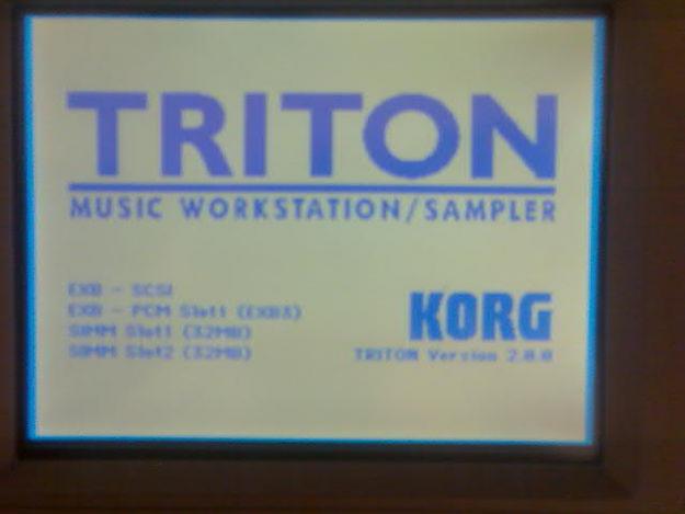 Vendo Korg triton sampler workstation con pantalla tactil
