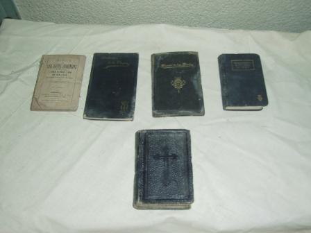 Antiguos libros religiosos