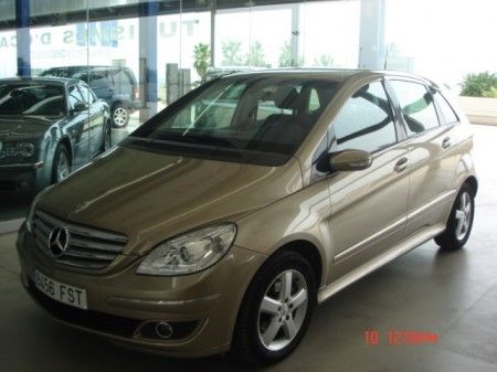 MERCEDES CLASE B 200 - Barcelona
