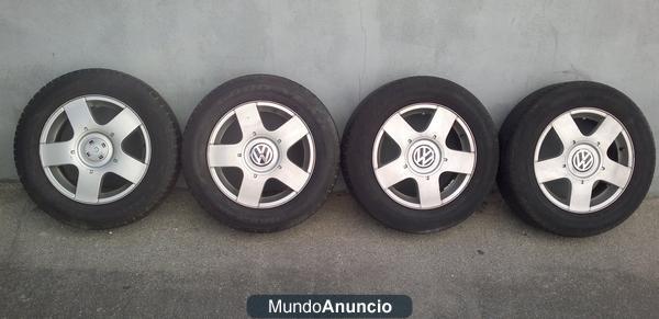 CUATRO LLANTAS CON NEUMATICOS ORIGINALES GOLF IV