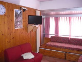 Apartamento en residencia : 5/6 personas - piscina - a pie de pistas - marilleva  trento (provincia de)  trentino - alto