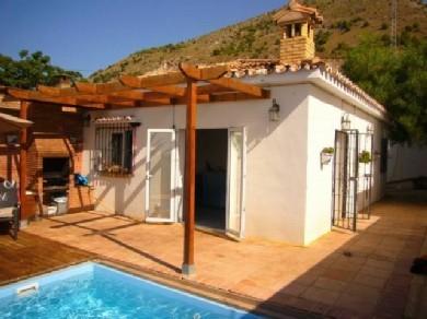 Chalet con 3 dormitorios se vende en Benalmadena Costa, Costa del Sol