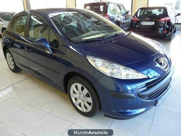 Peugeot 207 1.4HDI Confort 5P 70CV