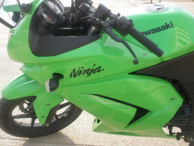 kawasaki ninja 250R