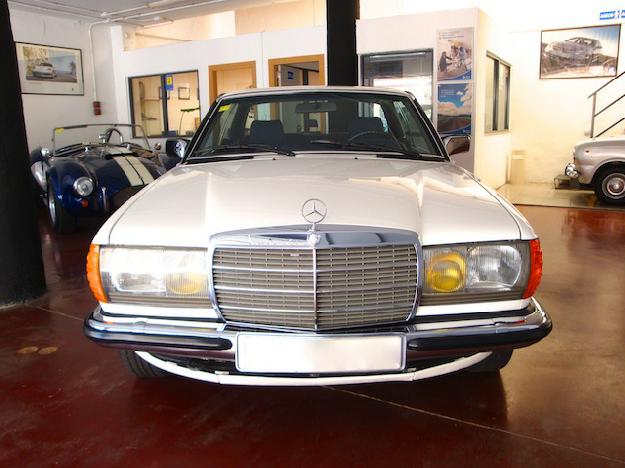 Mercedes 280 CE en Barcelona