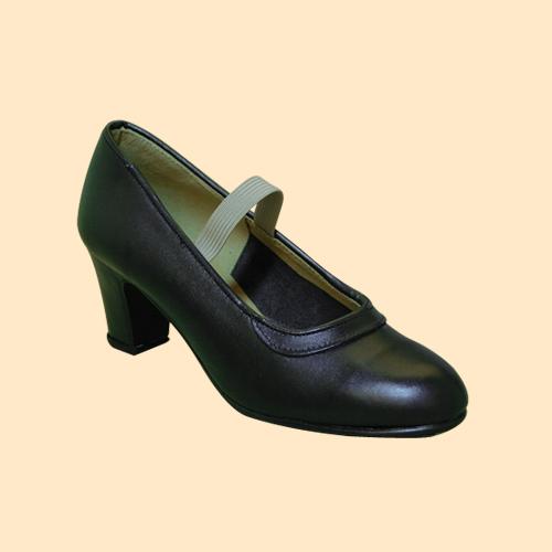 Zapatos de baile flamenco de piel con clavos por sólo 24 €